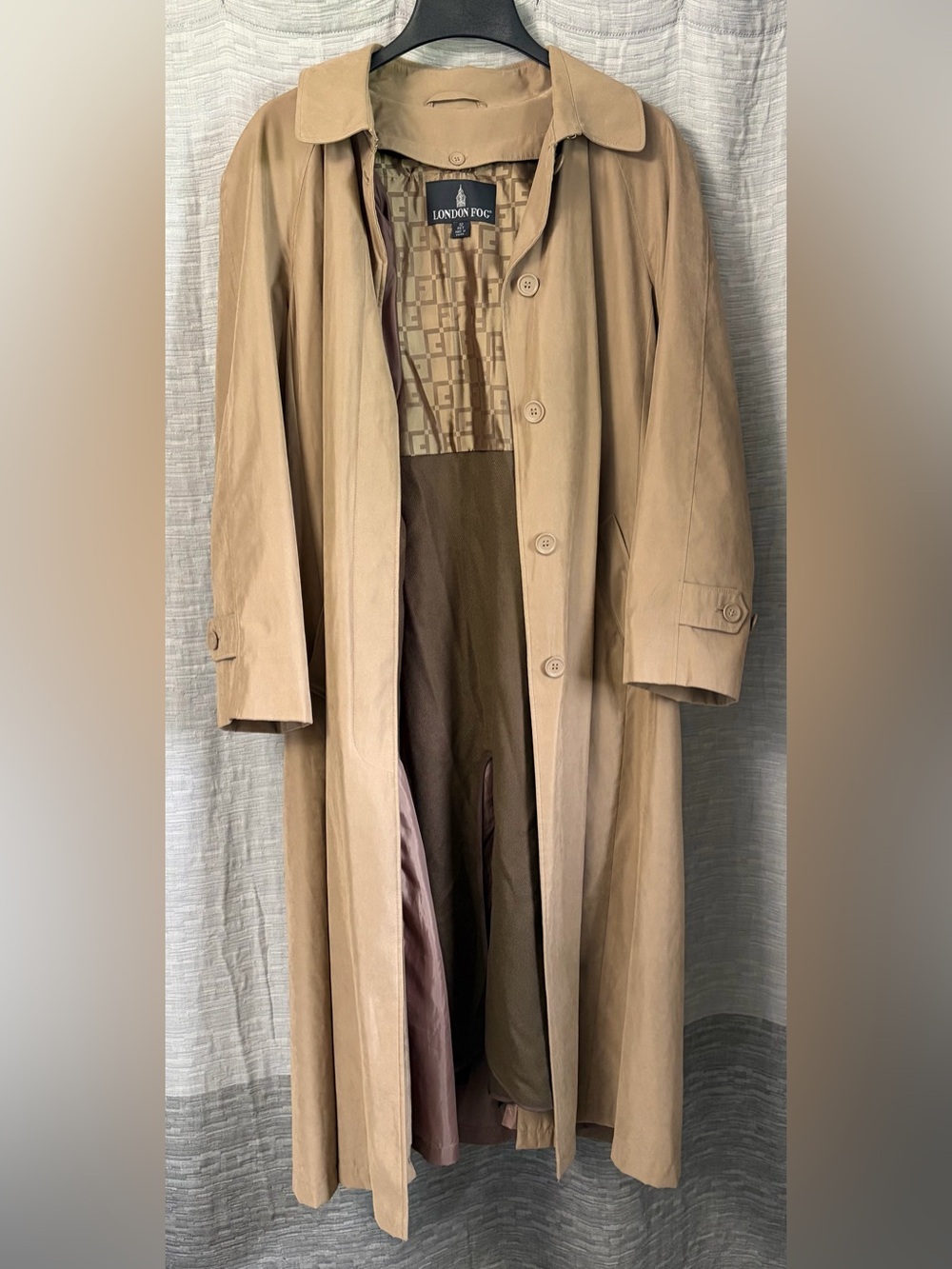 Vintage classic London Fog Trench Coat with belt tie & hood - 12 petite
